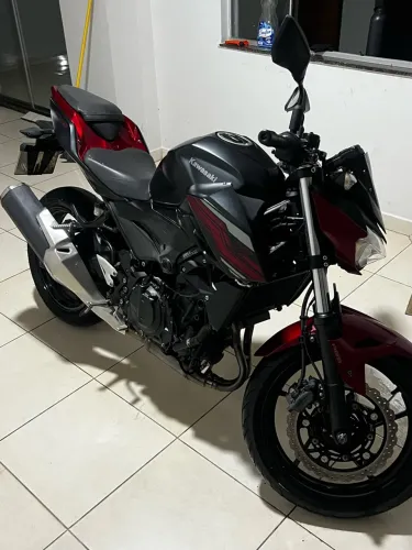 Kawasaki Z 400 2022