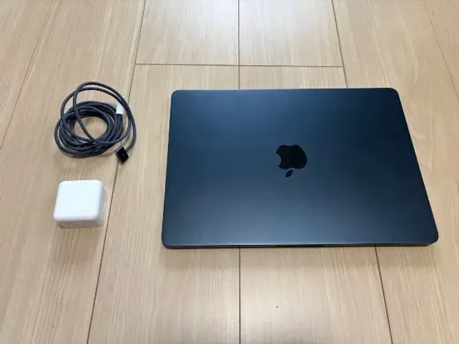MACBOOK AIR M2 2022