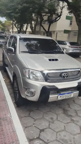 Toyota Hilux CD SRV D4-d 4X4 3.0 TDI Diesel AUT 2010
