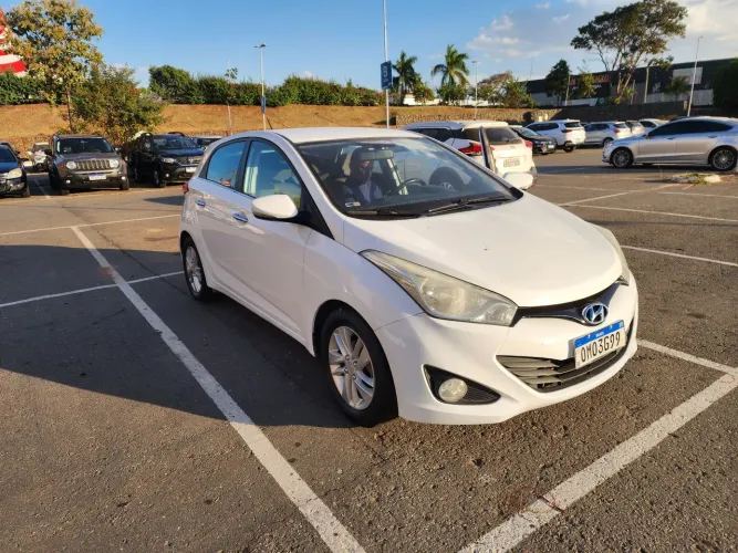 Hyundai HB20 Premium 1.6 Flex 16V Aut. 2014
