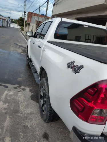 Toyota Hilux CD SR 4X4 2.8 TDI Diesel Aut. 2022