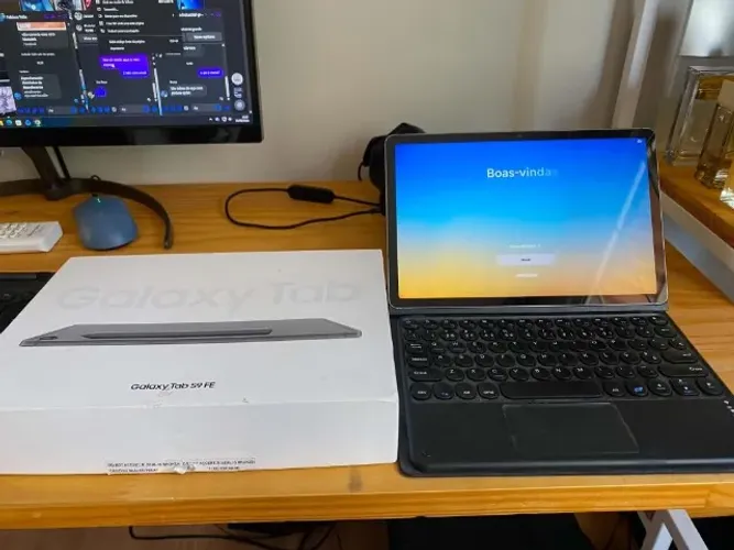 Galaxy Tab S9 FE, Grafite, 10.9", Wifi, 128 GB, 6 GB RAM - aceito trocas, cartão e entrego