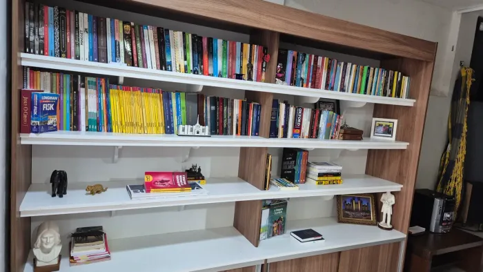 Etante livreiro 