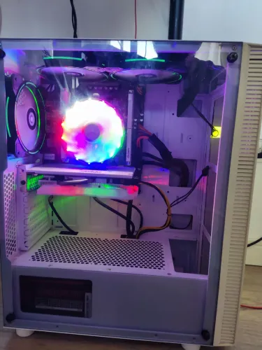 PC GAMER - XEON + RX 580
