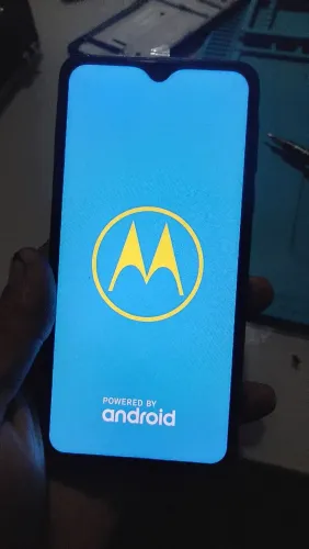 Vendo ou troco moto g8 play