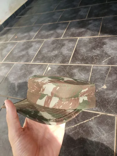 Boné militar pala dura