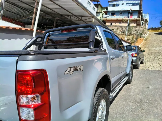 Chevrolet S10 Pick-up LT 2.8 TDI 4X4 CD Diesel AUT 2013