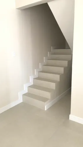 Instalação de Rodapés: Acabamento Perfeito para o seu Ambiente