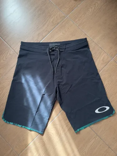 Bermuda Oakley