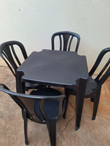Jogo de mesa plástica