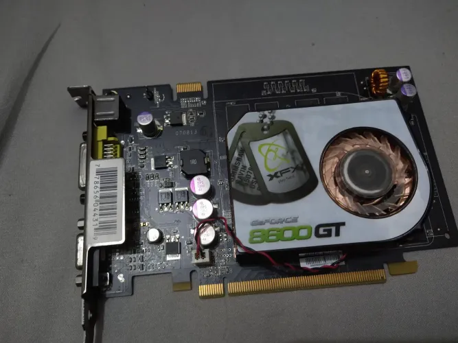 Placa de Vídeo  GeForce 8600 GT