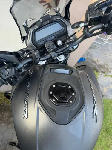 Bajaj, Dominar 400 ano 2024/2025.