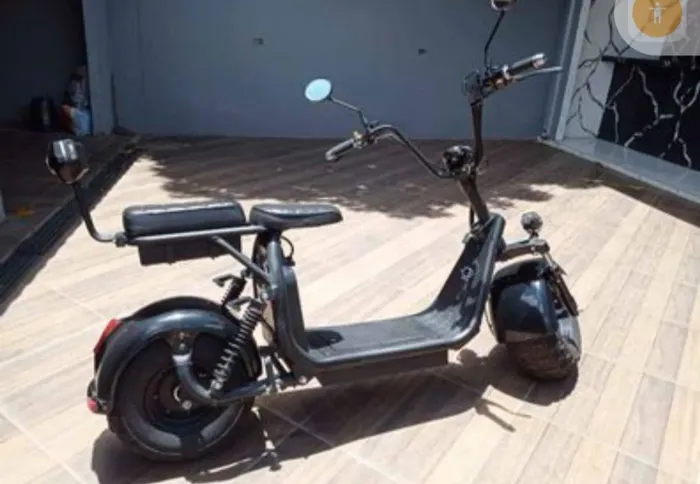 Moto elétrica vende- se