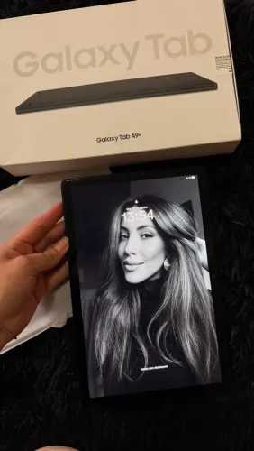 Tablete Samsung A9+ novíssimo