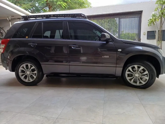 Suzuki Grand Vitara 2.0 16V 4x2/4x4 5P Aut. 2013
