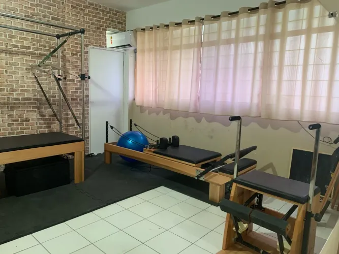 APARELHOS DE PILATES 