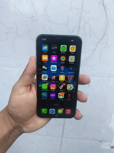 iPhone XR