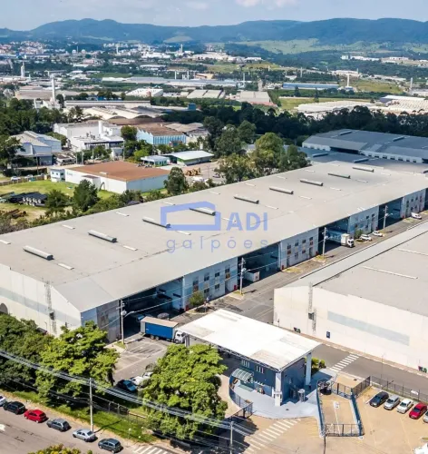 Galpão 1715 m² - 3 docas - Anhanguera - Jundiaí