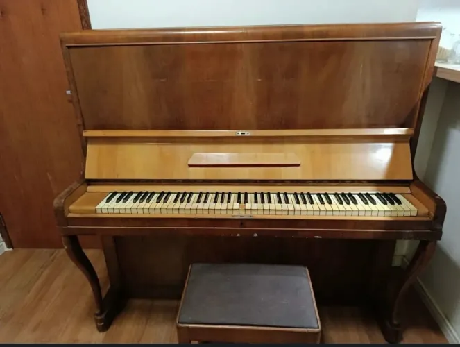 Piano F.G. Smith
