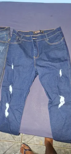 3 Calças jeans femininas por R$ 120,00 (nunca usadas)