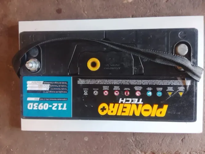 Estou vendendo essa bateria 