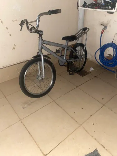 Vendo montadinha só pintar 