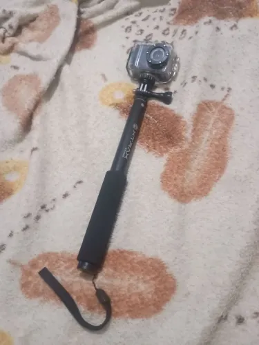 Câmera x-trax estilo Gopro com tripé, case e cartão de memória de 16gb 