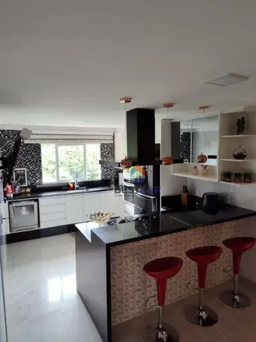 Casa disponível pra venda, com vista para APP, no Condomínio Vila D´este, em Cotia, SP