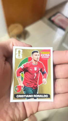Figurinha Cristiano Ronaldo legend ouro 2026 