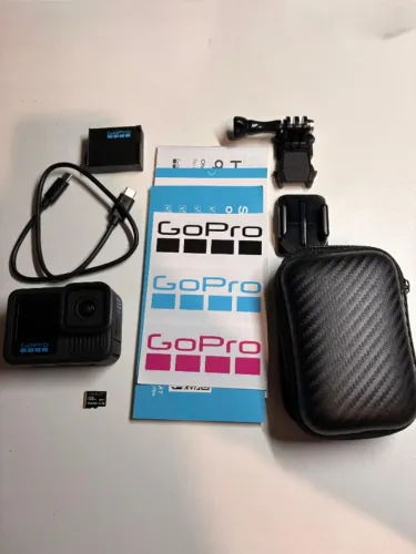 GoPro Hero 13 Black + cartao 128gb - Impecável