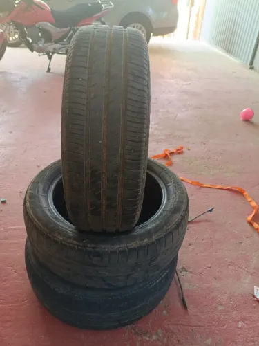 Pneu semi-novo 195/55R16