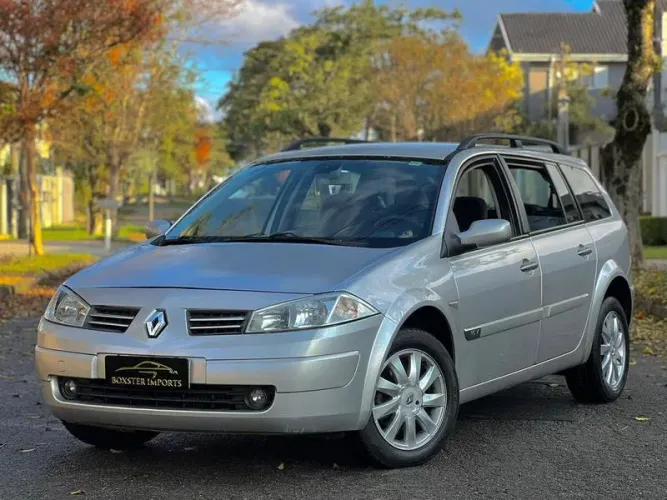 Renault Megane Grand Tour Dynam. Hi-flex 1.6 16V 2011
