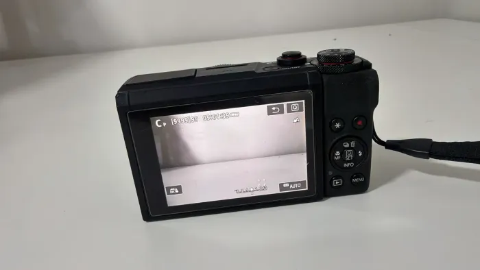 Canon G7x Mark III