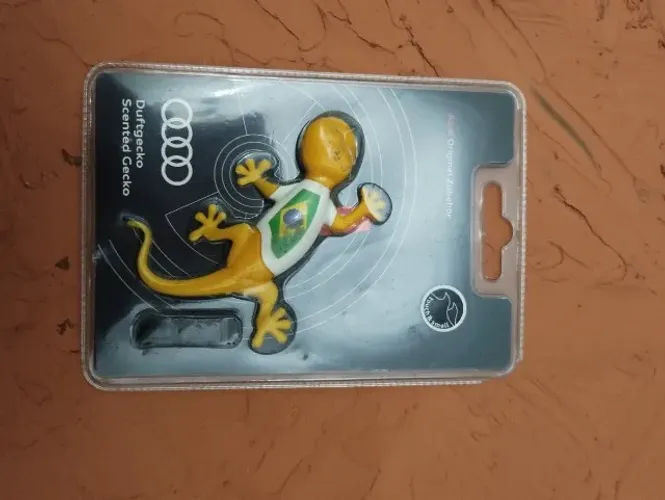 RARO ODORIZADOR AUDI , LACRADO , MADE IN ITALY