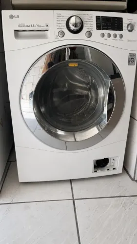 Lava e Seca LG 8,5kg - Branca em perfeito estado 