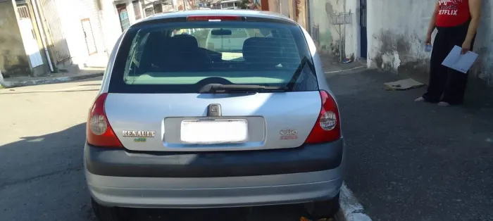 Renault Clio Expression 1.0/1.0 Hi-power 16V 3P 2006