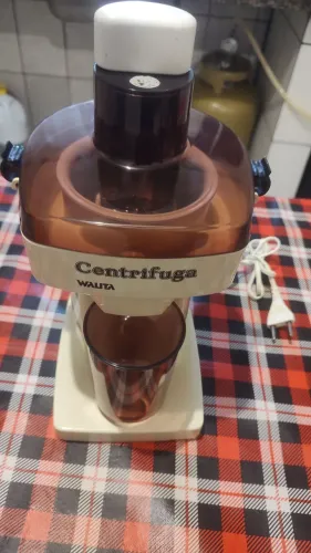 Centrífuga Walita Antiga Década 70/80 Bege/Marrom - Integridade de Coleção