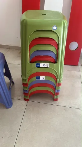 Banco de Plástico 