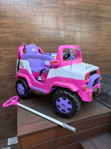 Carrinho Andador Jipe Infantil De Passeio Empurrador E Pedal Cor Rosa