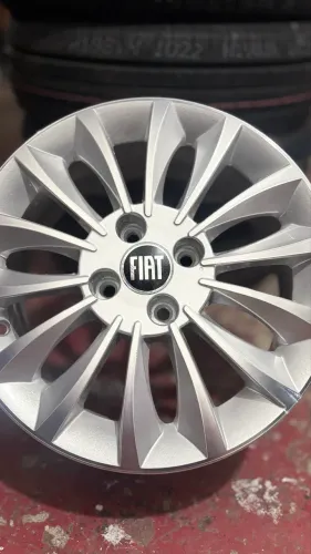 Jogo de rodas 15 modelo Fiat 