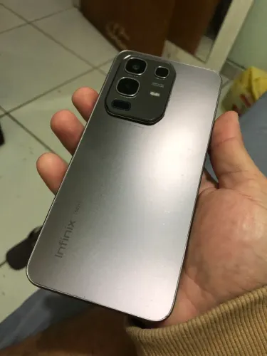 Vendo Celular, pra sair rápido! 