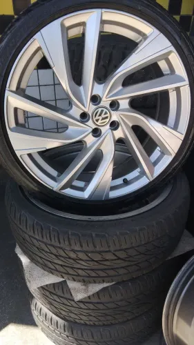 Vendo rodas 20 completa furacão 5 por 100 