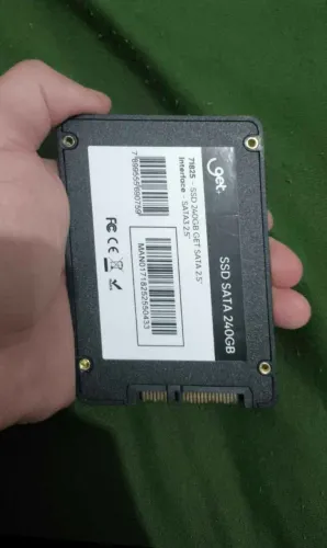 Vendo SSD de 240gb(valor negociável)