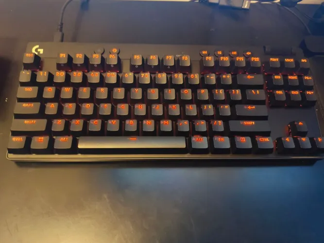Teclado magnético G PRO X TKL RAPID (1 mês de uso)