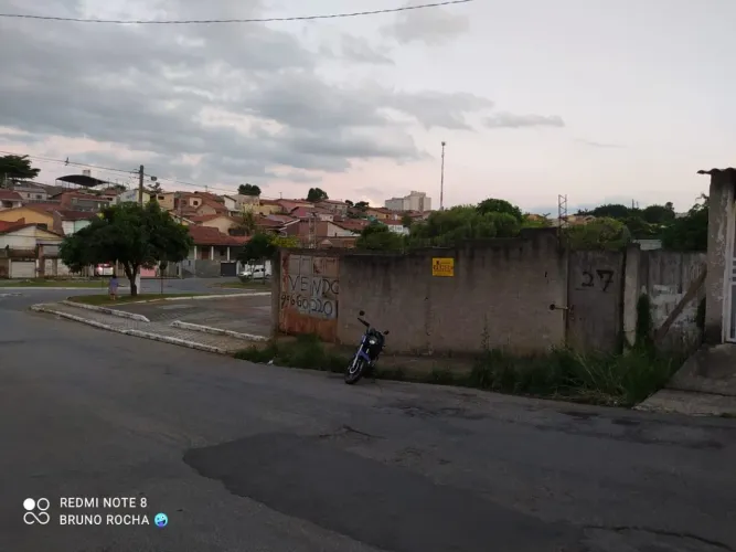 Terreno à venda, 300 m² por R$ 300.000,00 - Jardim Baronesa - Taubaté/SP