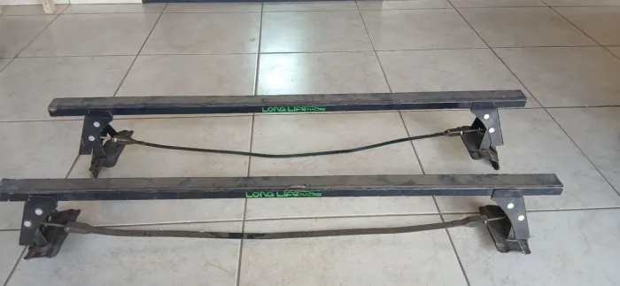 Vendo Rack Long Lafe para uno 1993 a 2011 em bom estadodeconservação. Valor: R$ 270,00