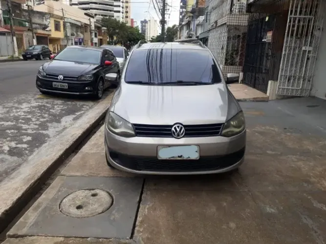 Volkswagen Fox 1.6 MI Total Flex 8V 5P 2013