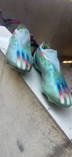 chuteira Adidas 37