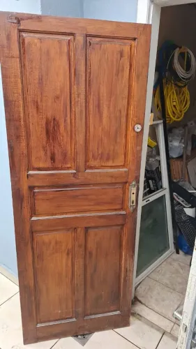 Porta madeira maciça 