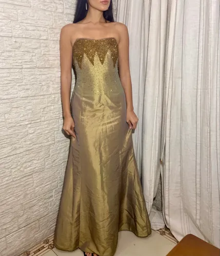 Vestido de festa em alta costura